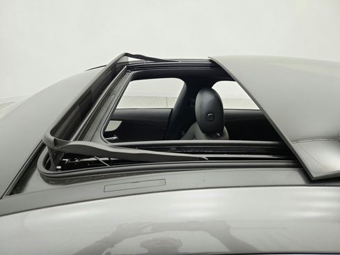 Used 2023 Mercedes-Benz CLA 250 image 11