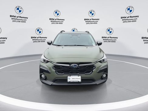 Used 2024 Subaru Crosstrek 2.5i Limited w/ Crosstrek Mirror Package AWD/4WD image 3