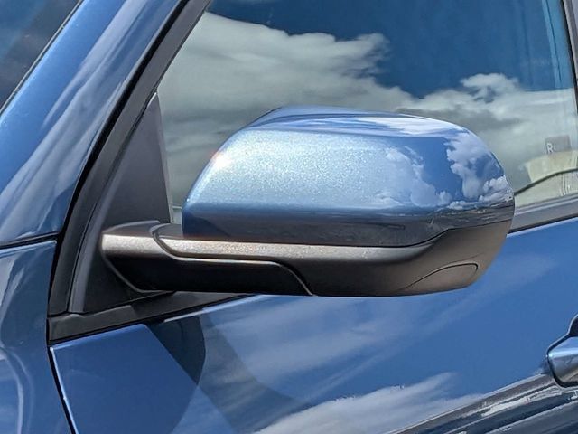 Used 2025 Chevrolet Equinox LT FWD image 10