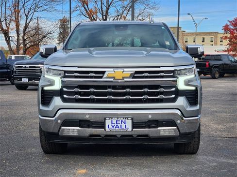 Used 2023 Chevrolet Silverado 1500 LTZ w/ LTZ Premium Package image 5