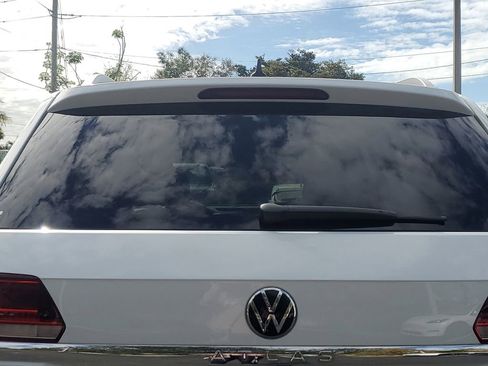 Used 2021 Volkswagen Atlas SEL image 13