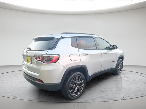 New 2026 Jeep Compass Latitude AWD/4WD image 3