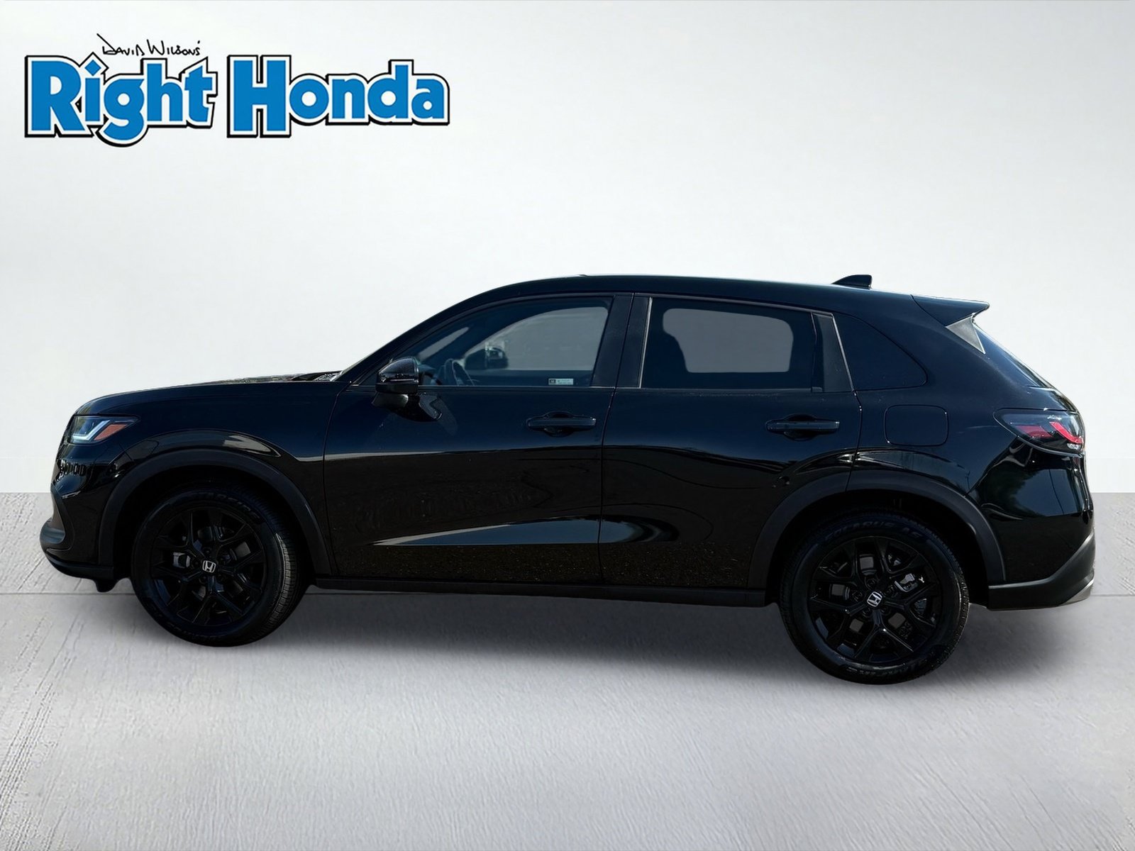 Used 2024 Honda HR-V Sport image 3