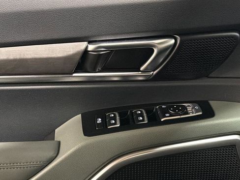 Used 2024 Kia Telluride EX X-Line image 24