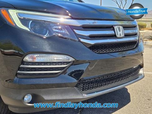 Certified 2018 Honda Pilot Touring image 2