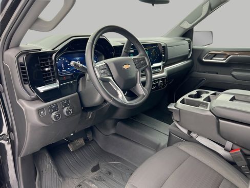 Used 2024 Chevrolet Silverado 1500 LT image 22