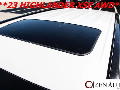 Used 2023 Toyota Highlander XSE AWD/4WD image 11