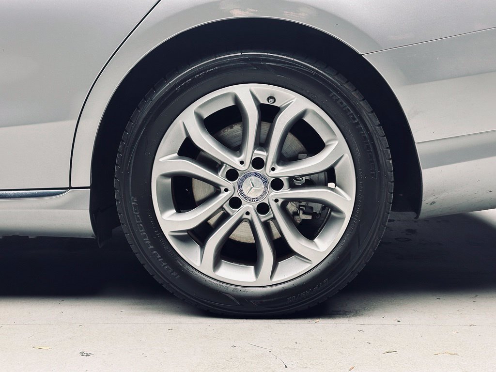 Used 2016 Mercedes-Benz C 300 Sedan image 34