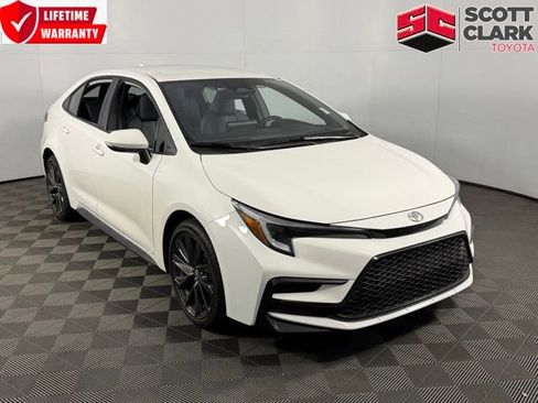 Used 2025 Toyota Corolla SE image 1