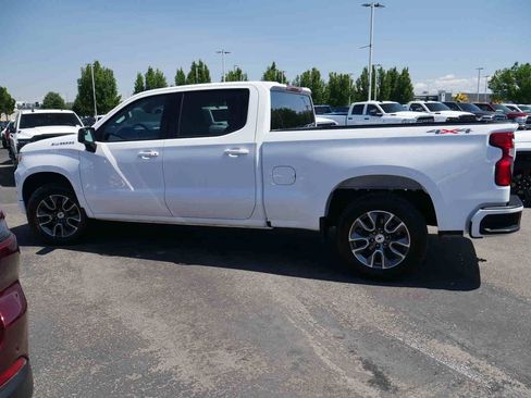 Used 2024 Chevrolet Silverado 1500 RST AWD/4WD image 19