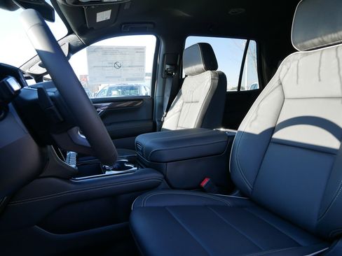 New 2026 GMC Yukon Elevation w/ LPO, Floor Liner Package image 4