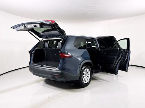 Used 2025 Toyota Grand Highlander FWD image 25