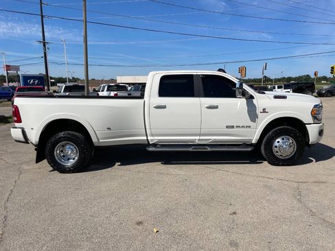 Used 2022 RAM 3500 Limited image 7