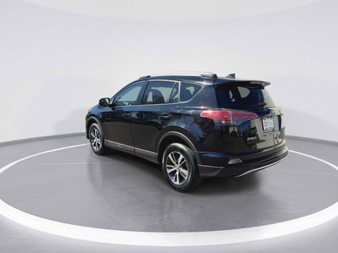Used 2016 Toyota RAV4 XLE image 6