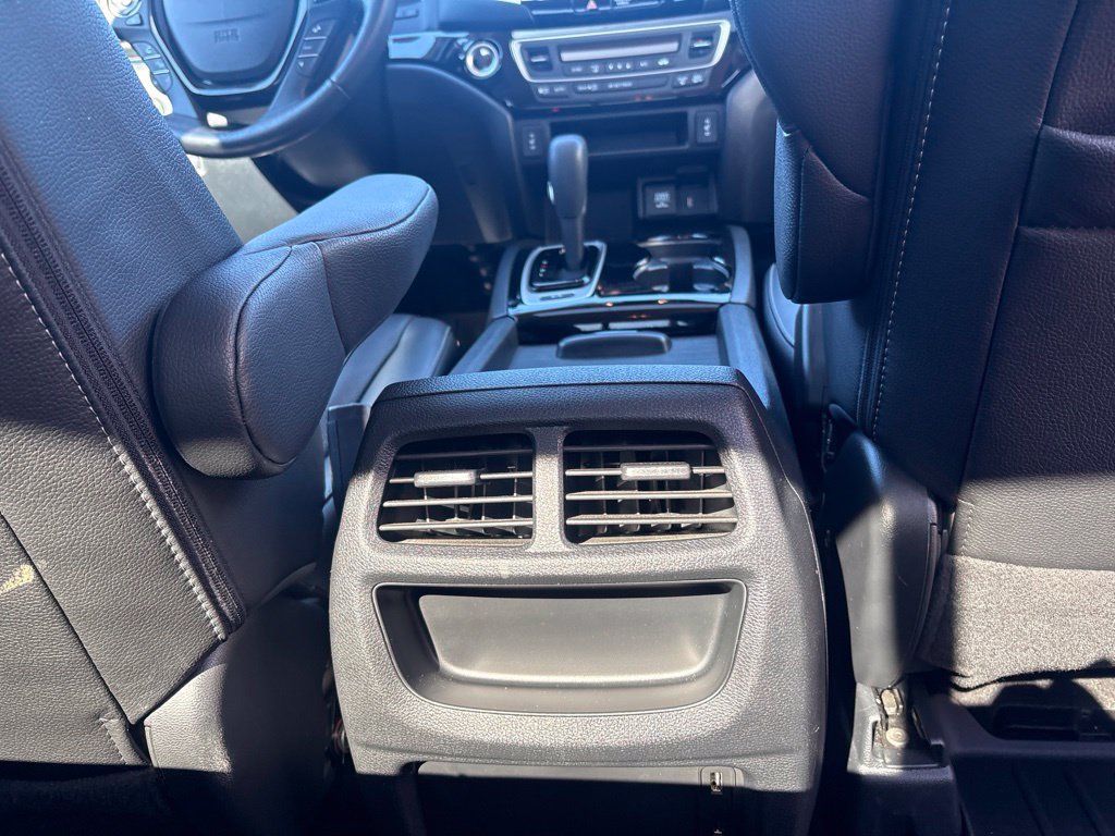 Used 2017 Honda Ridgeline RTL-E image 35