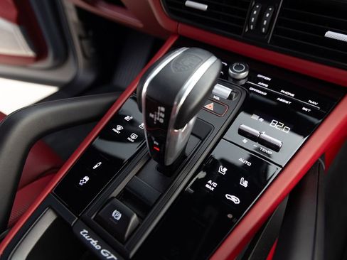 Used 2023 Porsche Cayenne Turbo GT image 43