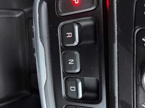 Certified 2021 GMC Terrain SLT image 32