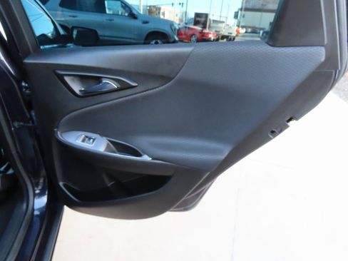 Used 2022 Chevrolet Malibu RS image 14