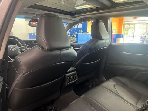 Used 2018 Toyota Camry XSE w/ Audio Package FWD image 16