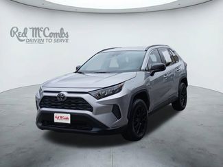 Used 2019 Toyota RAV4 LE video 1