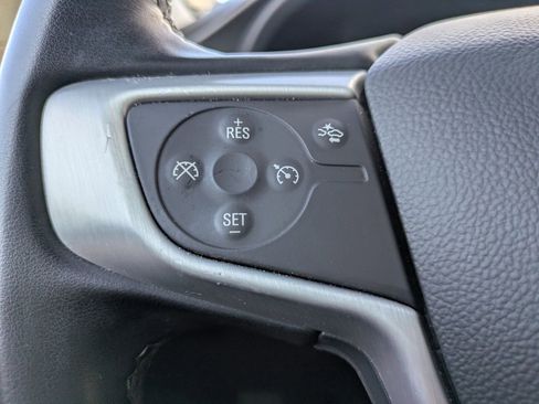 Used 2023 GMC Acadia SLT image 25