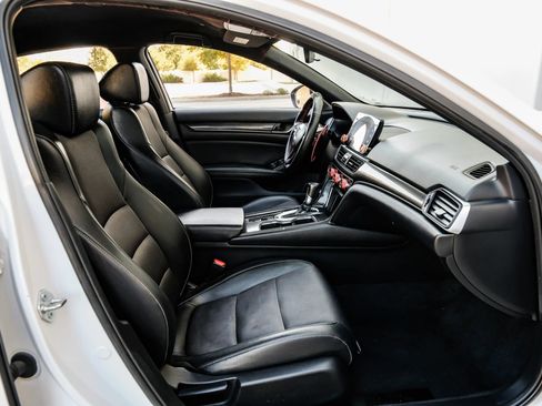 Used 2022 Honda Accord Sport image 37