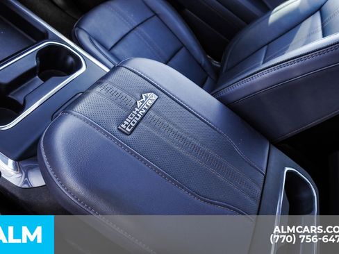 Used 2024 Chevrolet Silverado 3500 High Country image 40