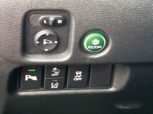 Used 2024 Honda Passport EX-L image 10