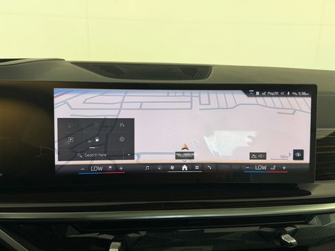 Used 2026 BMW X5 xDrive50e AWD/4WD image 27