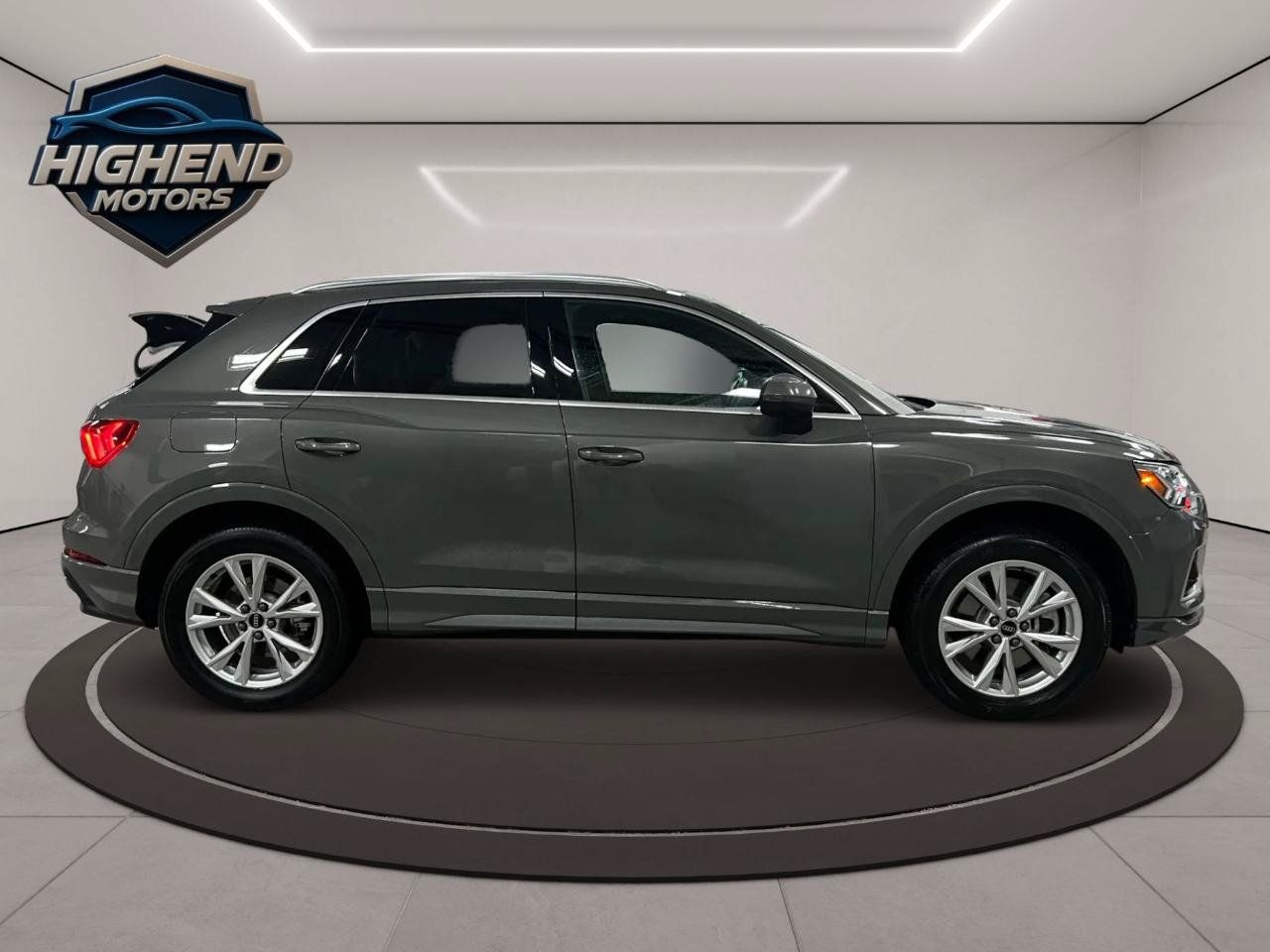 Used 2024 Audi Q3 2.0T Premium AWD/4WD image 7