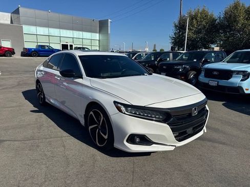 Used 2021 Honda Accord Sport image 4