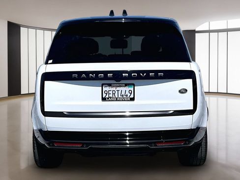 Certified 2023 Land Rover Range Rover SE AWD/4WD image 5