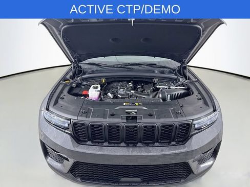 New 2025 Jeep Grand Cherokee Limited AWD/4WD image 30