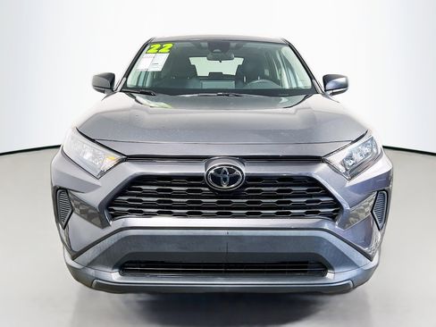 Used 2022 Toyota RAV4 LE image 11
