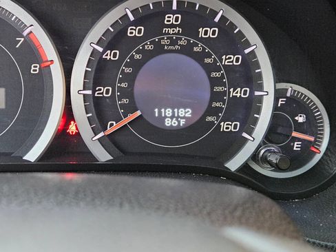 Used 2010 Acura TSX Sedan image 21