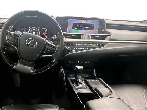 Used 2020 Lexus ES 350 Ultra Luxury image 5