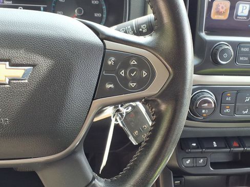 Used 2016 Chevrolet Colorado Z71 AWD/4WD image 17