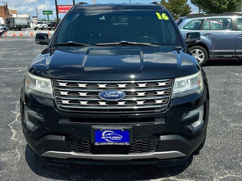 Used 2016 Ford Explorer XLT w/ Equipment Group 202A AWD/4WD image 2