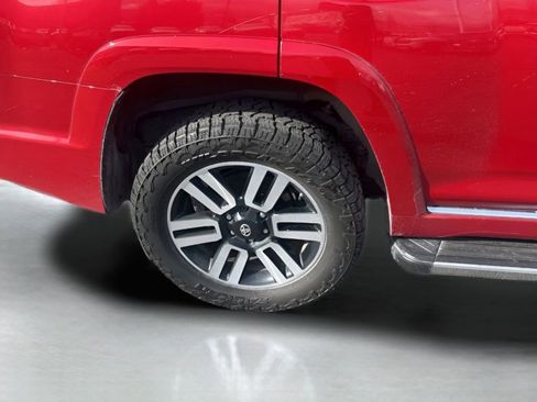 Used 2015 Toyota 4Runner Limited image 13