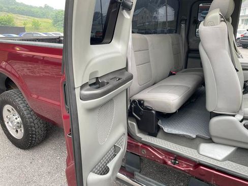 Used 2006 Ford F250 XLT AWD/4WD image 26
