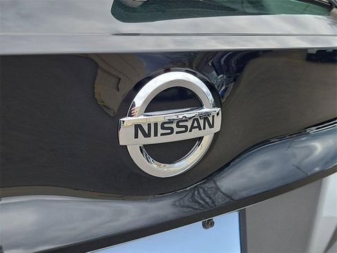 Used 2020 Nissan Leaf SV w/ Protection Package image 25