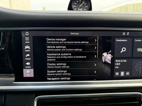 Used 2019 Porsche Panamera 4 image 44