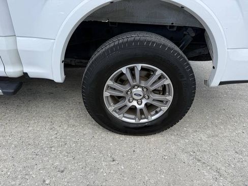 Used 2019 Ford F150 Lariat w/ Equipment Group 501A Mid AWD/4WD image 35