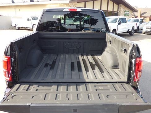 Used 2016 Ford F150 Lariat w/ Equipment Group 502A Luxury image 12