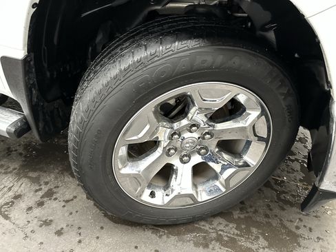 Used 2020 RAM 1500 Big Horn AWD/4WD image 9