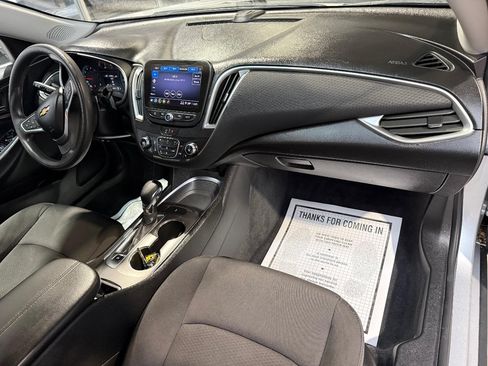 Used 2022 Chevrolet Malibu LT FWD image 54