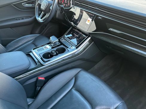 Used 2021 Audi Q7 3.0T Premium image 20