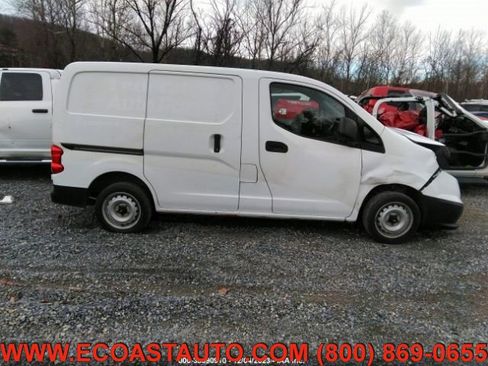 Used 2018 Chevrolet City Express LT image 5