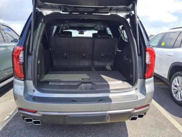 Used 2025 GMC Yukon XL AT4 Ultimate w/ LPO, Floor Liner Package AWD/4WD image 10