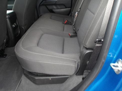 Used 2021 Chevrolet Colorado LT w/ LT Convenience Package image 11